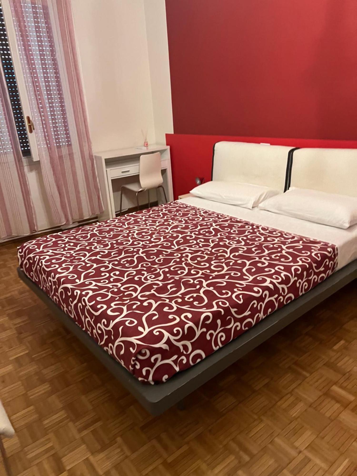 Moonlight Centro Bologna Hotel Ngoại thất bức ảnh